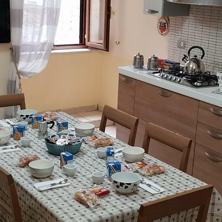 Apartamento La Casa Di Nana Nápoles Exterior foto